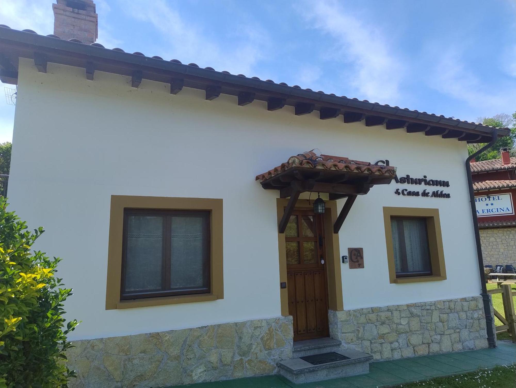 El Asturianu Villa Intriago Exterior photo